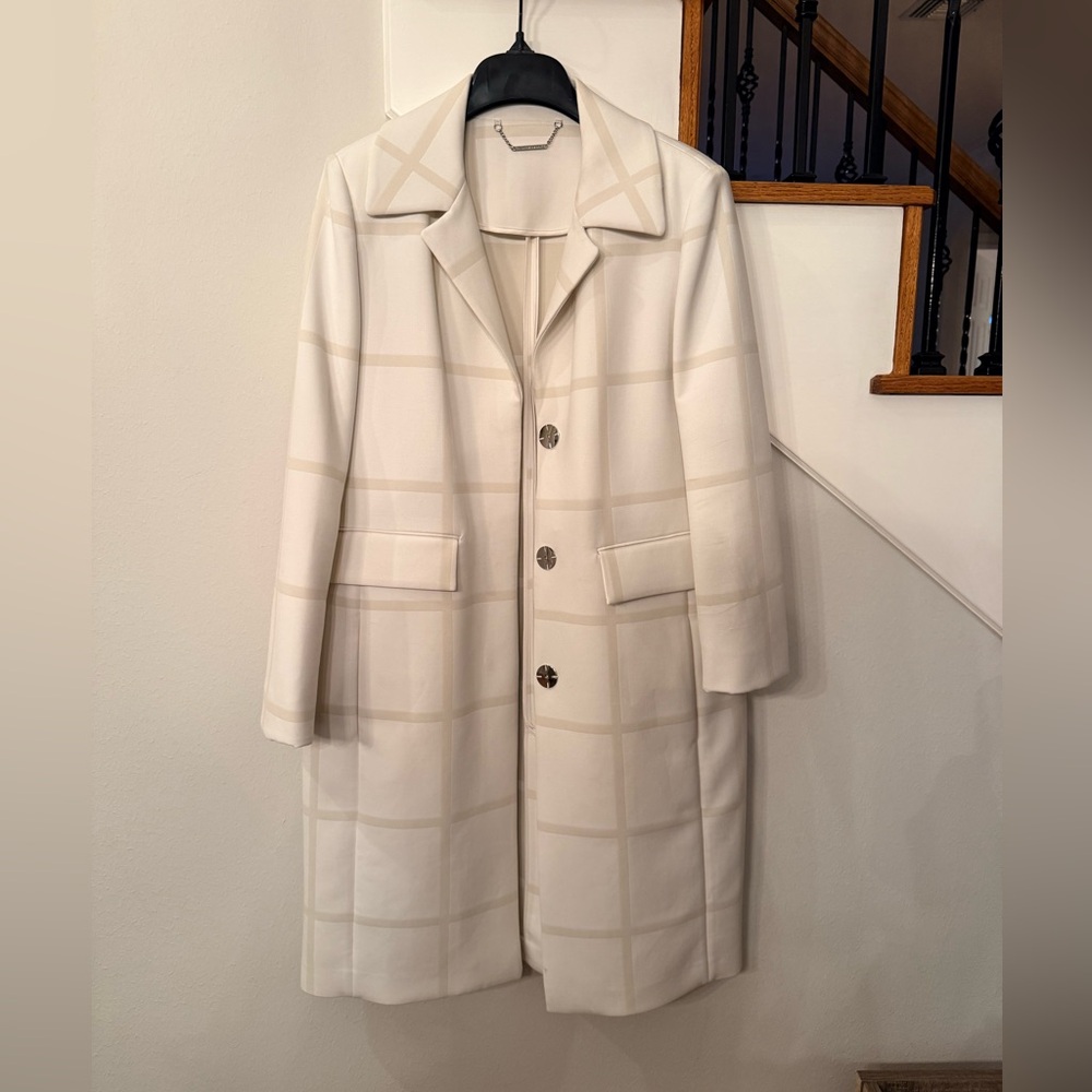 Elie Tahari Orla Winter White Coat